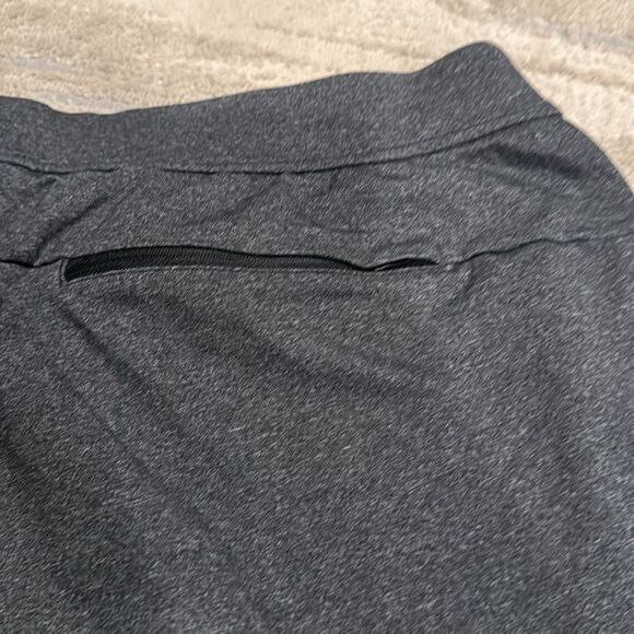 Lululemon Pants Men's size XXl Gray Straight Sweatpants zip back pocket - Picture 6 of 11